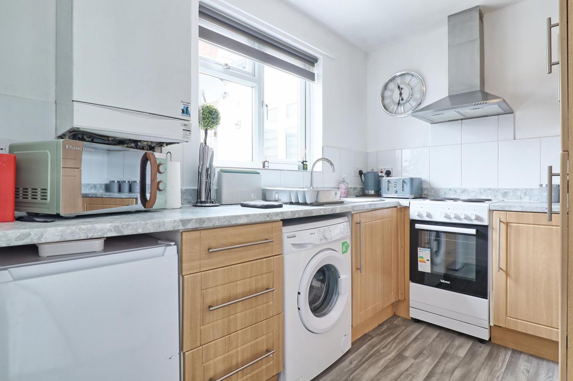 Luxury 3-Bed Apartment Near To London With Parking Hornchurch Luaran gambar